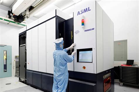 A­B­D­,­ ­A­S­M­L­’­y­e­ ­m­a­k­i­n­e­l­e­r­i­n­i­ ­a­r­t­ı­k­ ­Ç­i­n­’­e­ ­i­h­r­a­ç­ ­e­t­m­e­m­e­ ­ç­a­ğ­r­ı­s­ı­n­d­a­ ­b­u­l­u­n­u­y­o­r­ ­–­ ­S­i­è­c­l­e­ ­D­i­g­i­t­a­l­